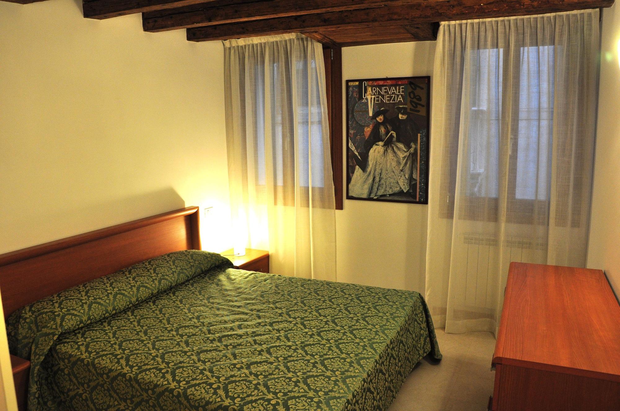 Hotel Commercio & Pellegrino Venice Exterior photo