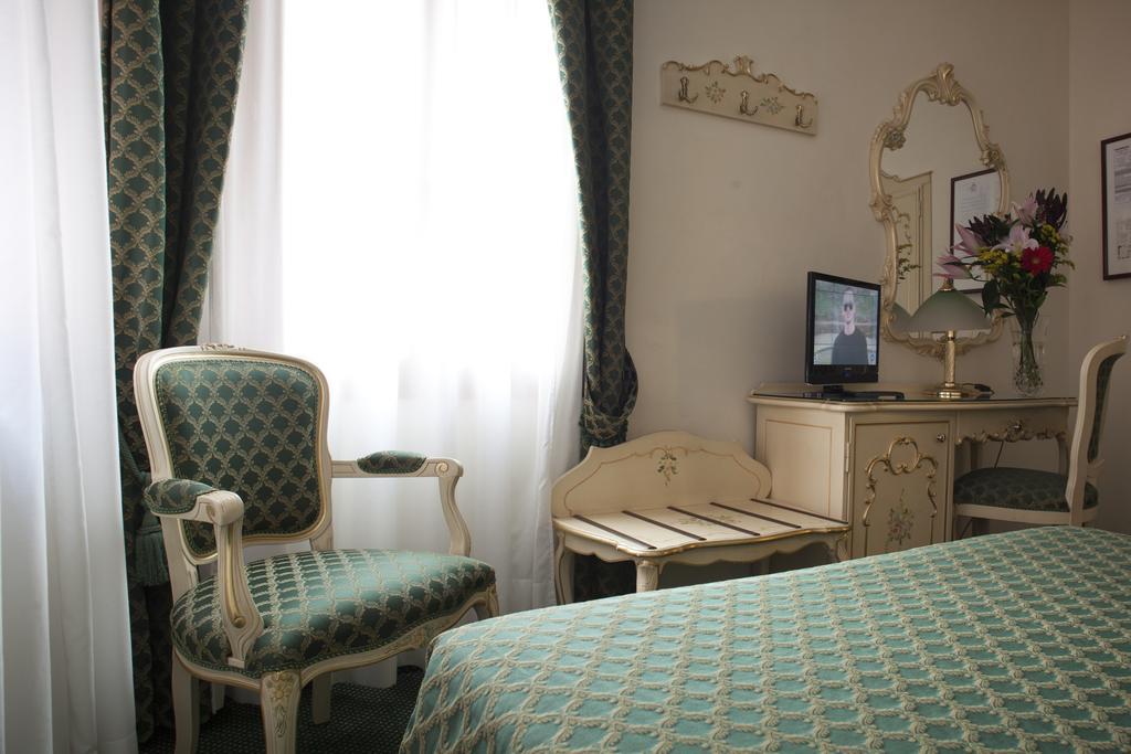 Hotel Commercio & Pellegrino Venice Exterior photo