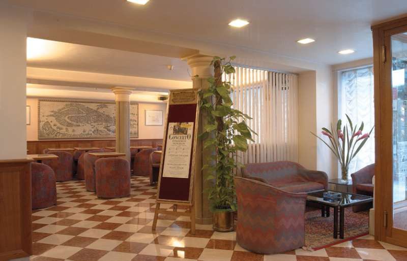 Hotel Commercio & Pellegrino Venice Exterior photo